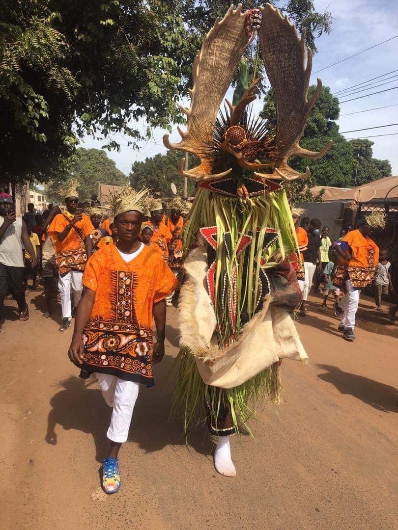 The Parade of Hunting