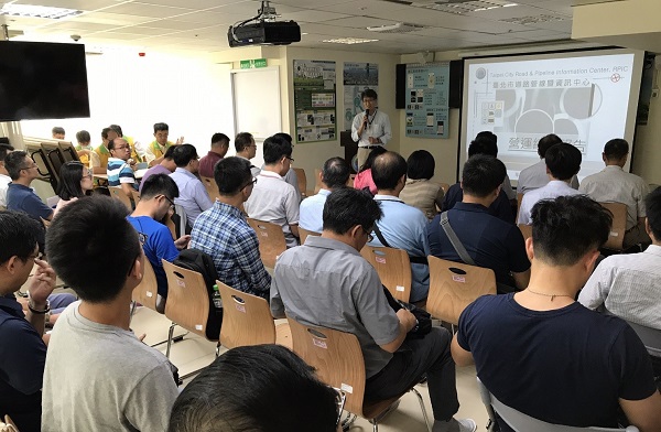 圖 1 工務局黃副局長一平致詞