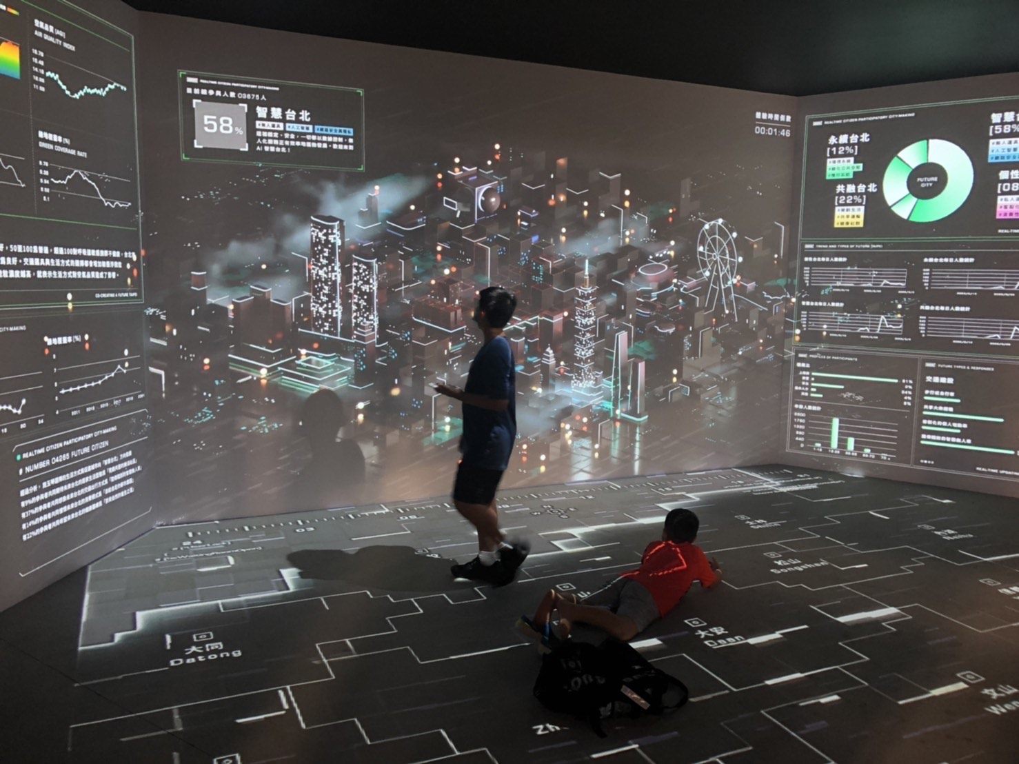 位於「智慧城市」展區的「數據共創未來台北」是2022台北城市博覽會最能拍出絕美IG特色照的隱藏打卡點之一。