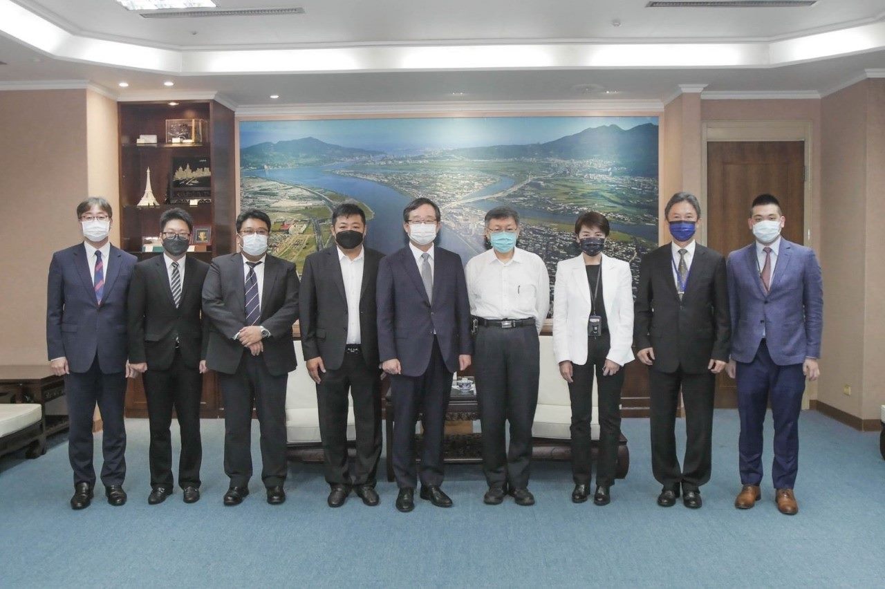 Chung Byung-Won, representative of the Korean Mission in Taipei, visited Mayor Ko Wen-Je