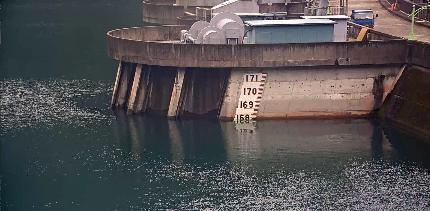 附圖：翡翠水庫109年12月31日水位現況照片